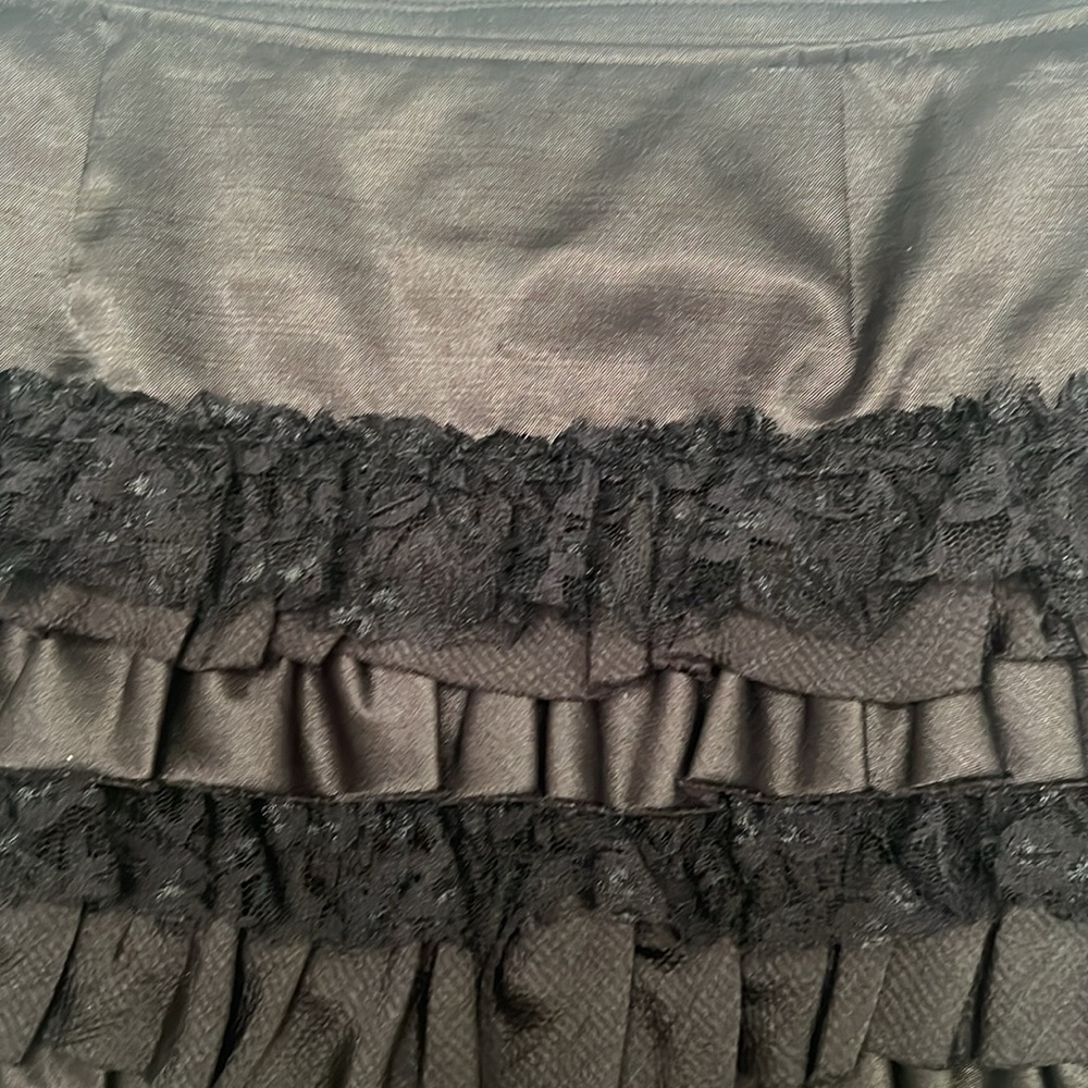 EUC FOREVER 21 Black Mini Skirt Size Medium - Picture 4 of 12